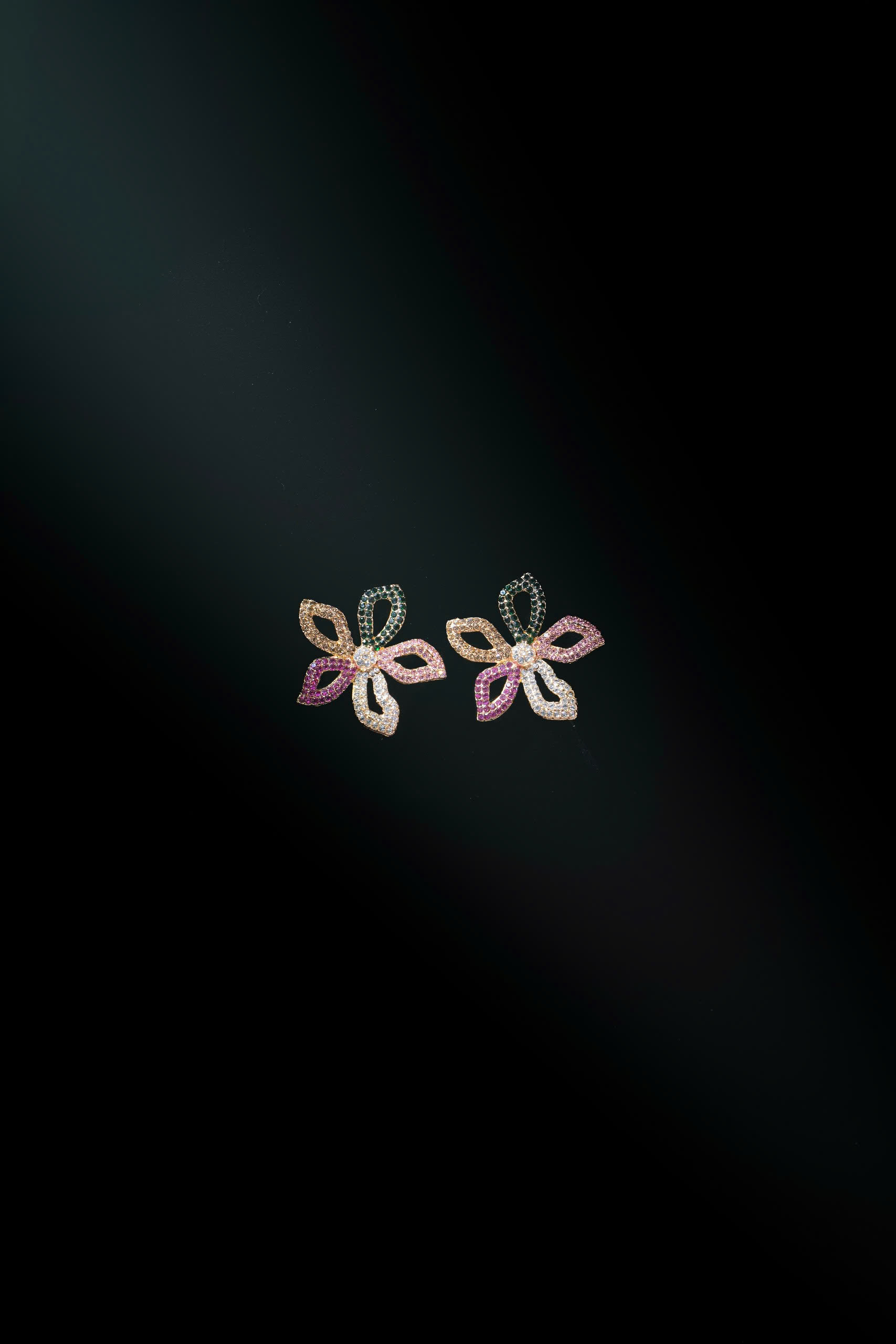  Stud Earrings 