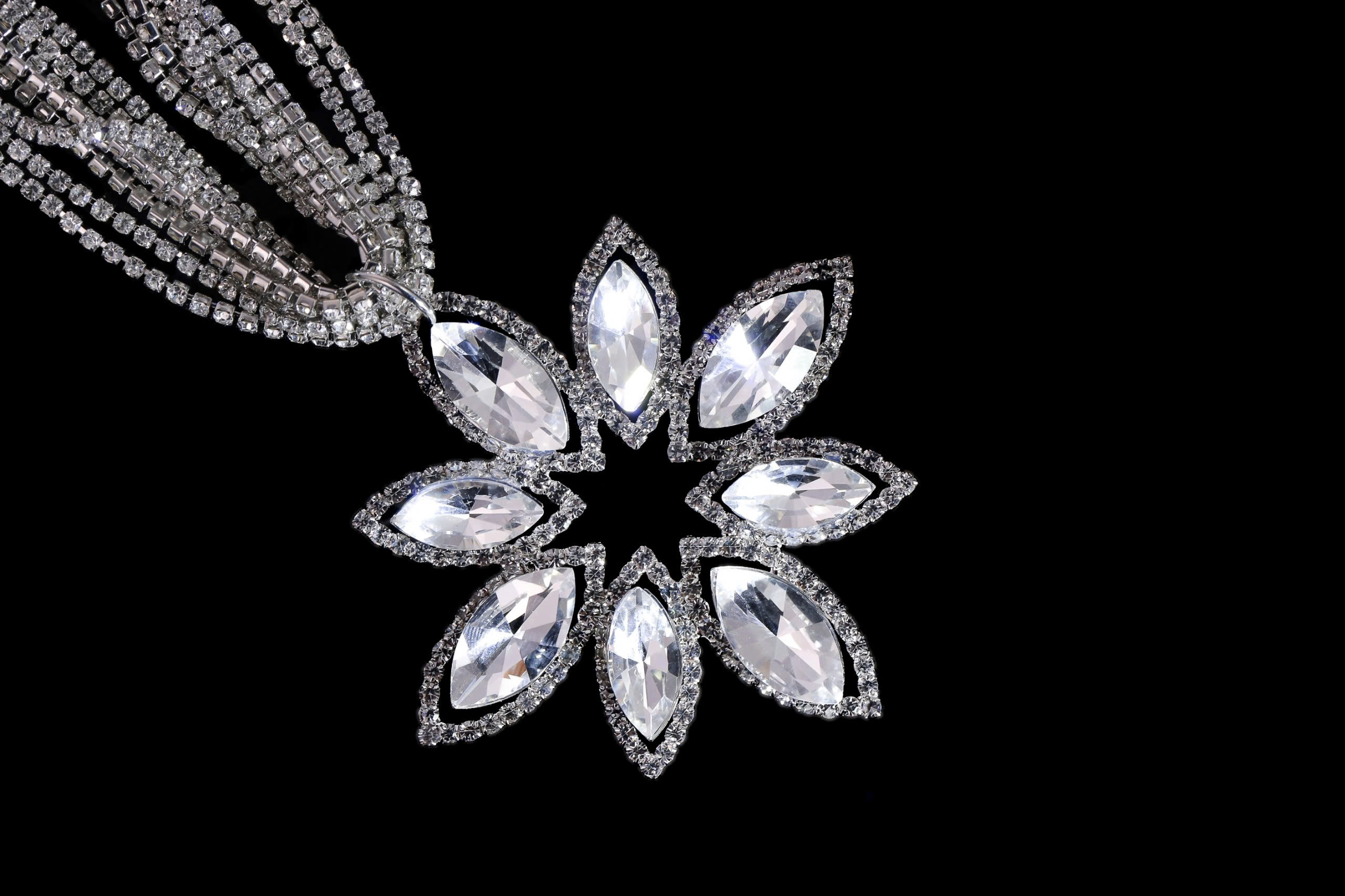  Crystal Necklace 
